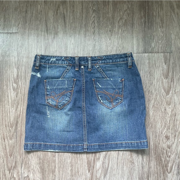 🌊Vintage Tommy Jeans skirt 🌊size 3/fits like a 24-25 🌊Great condition! - Picture 2 of 3